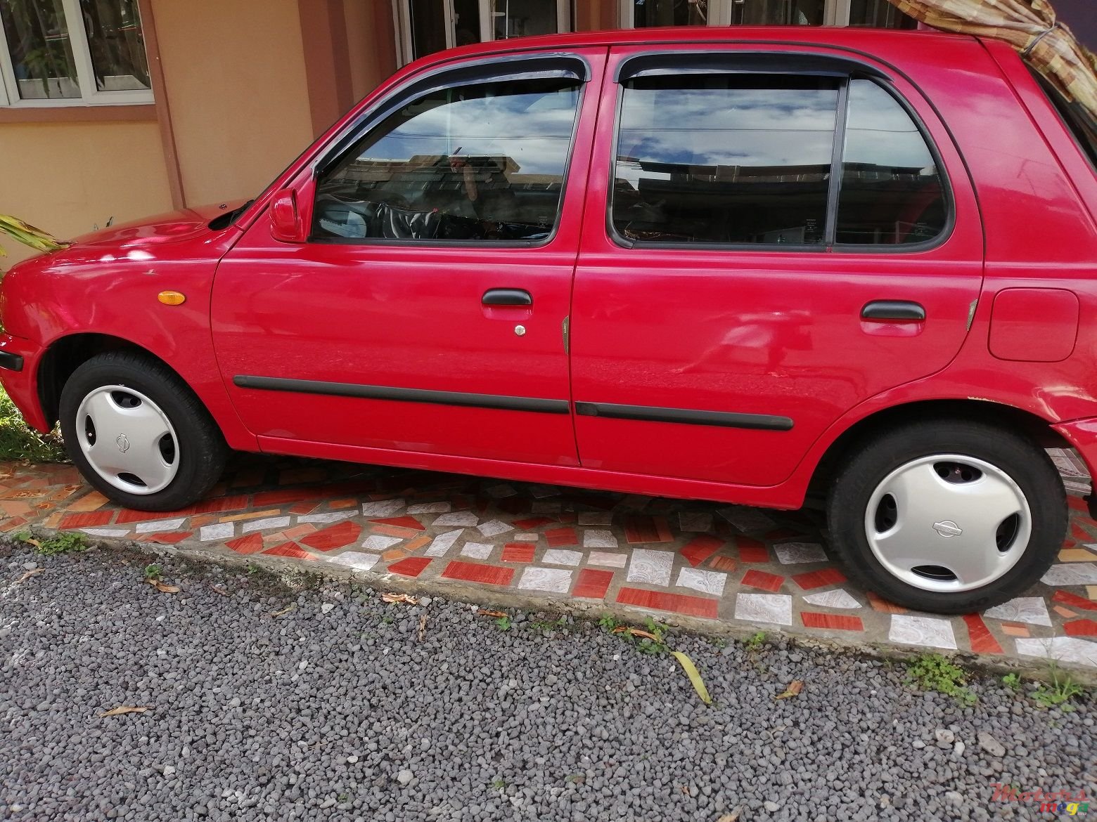 1997' Nissan March photo #1