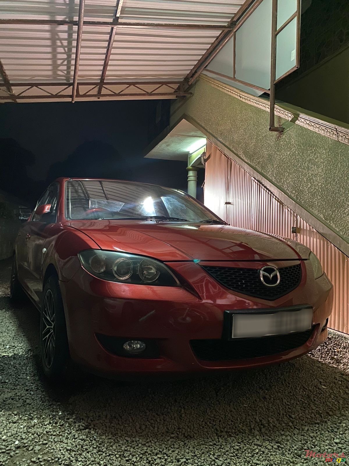 2004' Mazda 3 photo #1