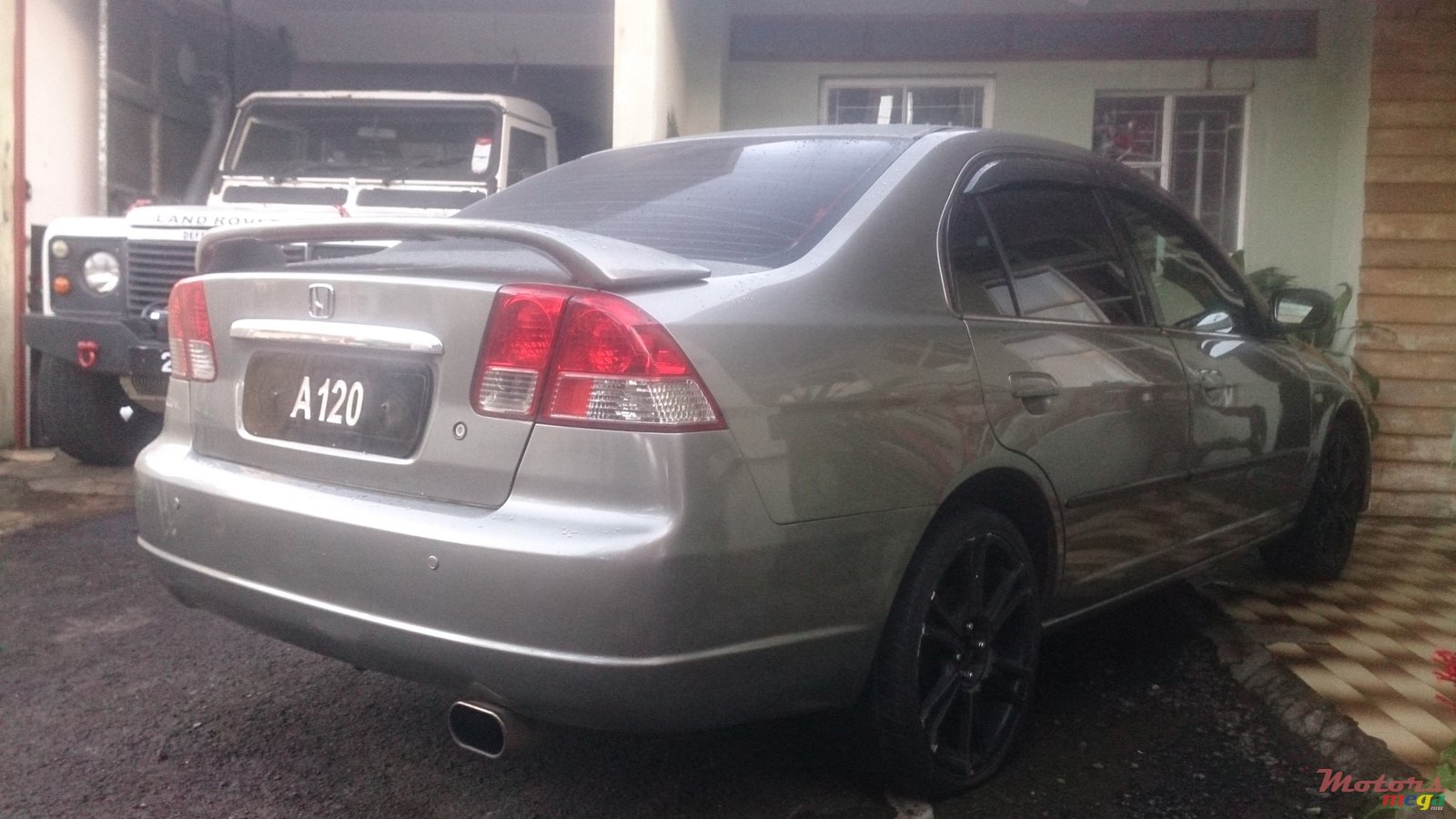 2002' Honda Civic VTEC photo #2