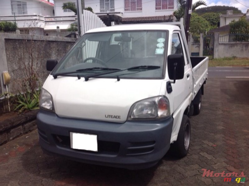 2008' Toyota Town Ace photo #2
