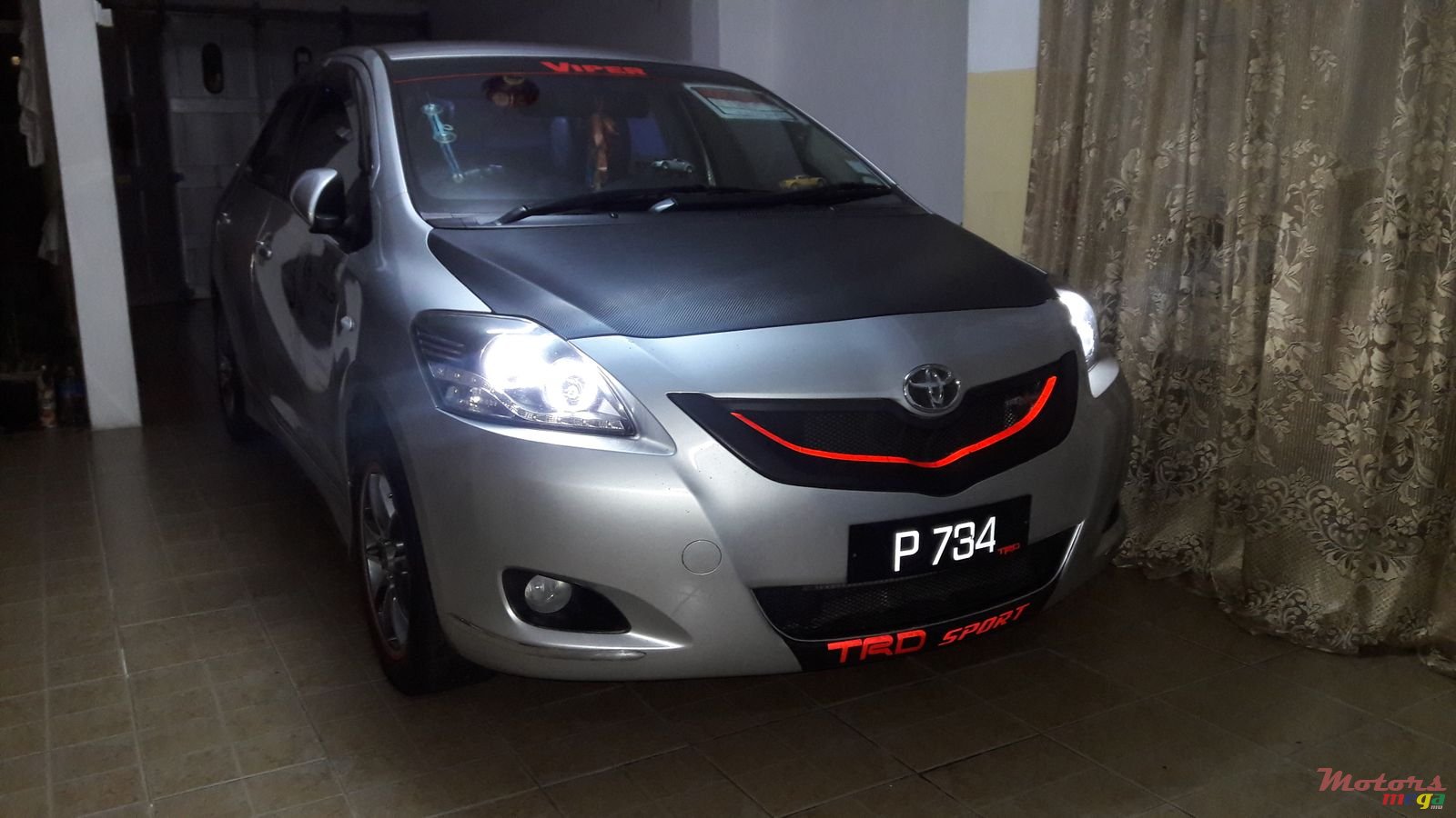 2006' Toyota Brevis photo #1