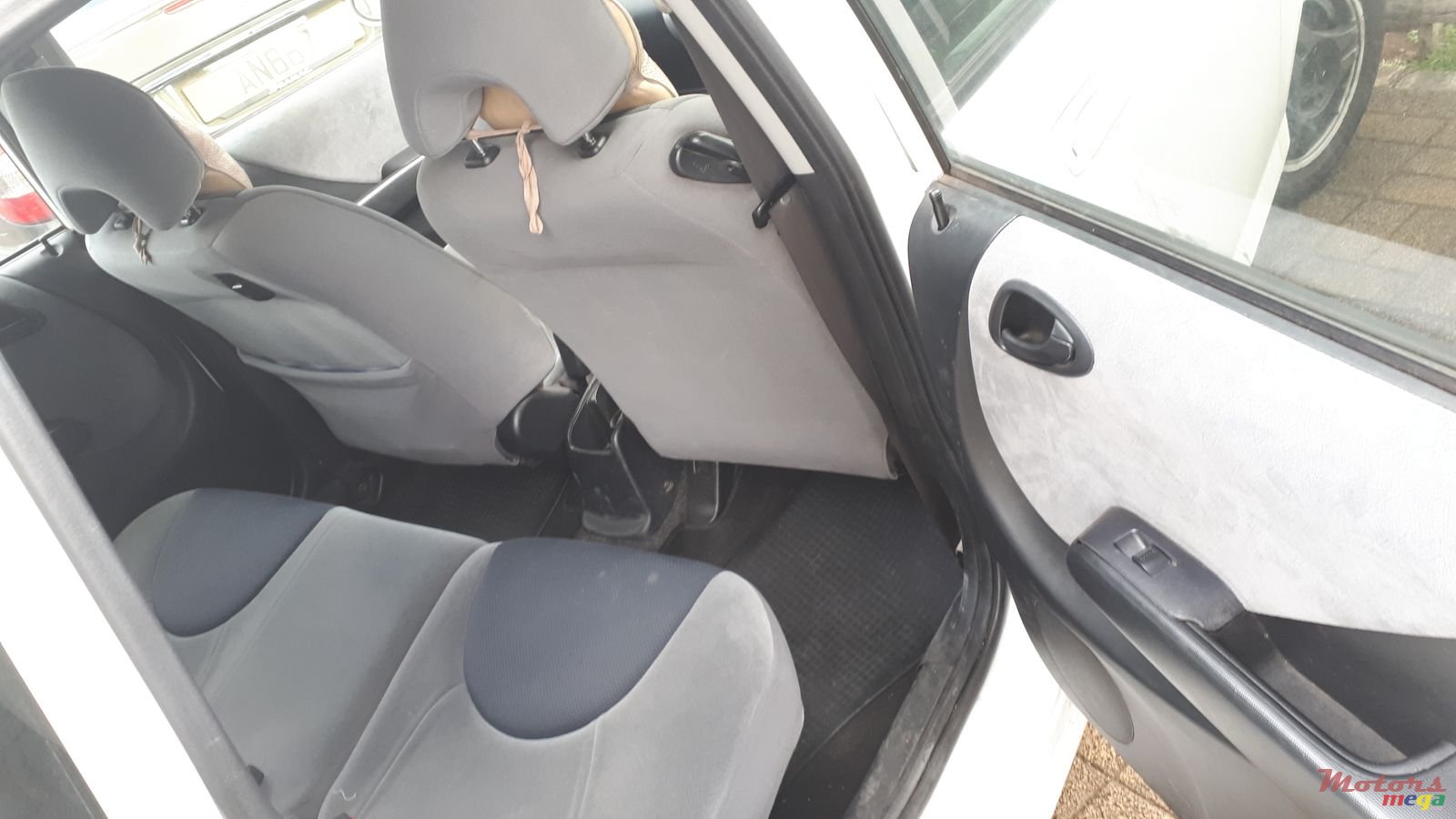 2003' Honda Fit photo #6