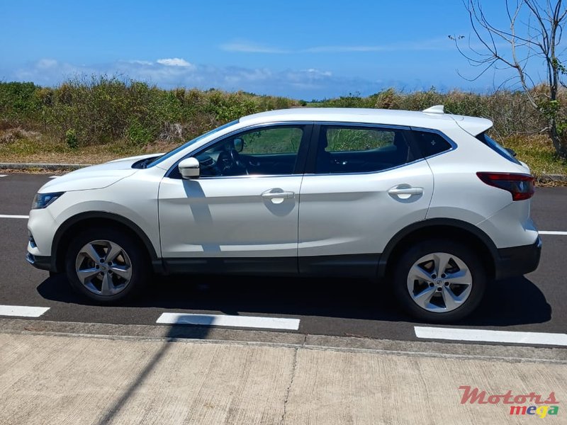 2019' Nissan Qashqai Acenta photo #2