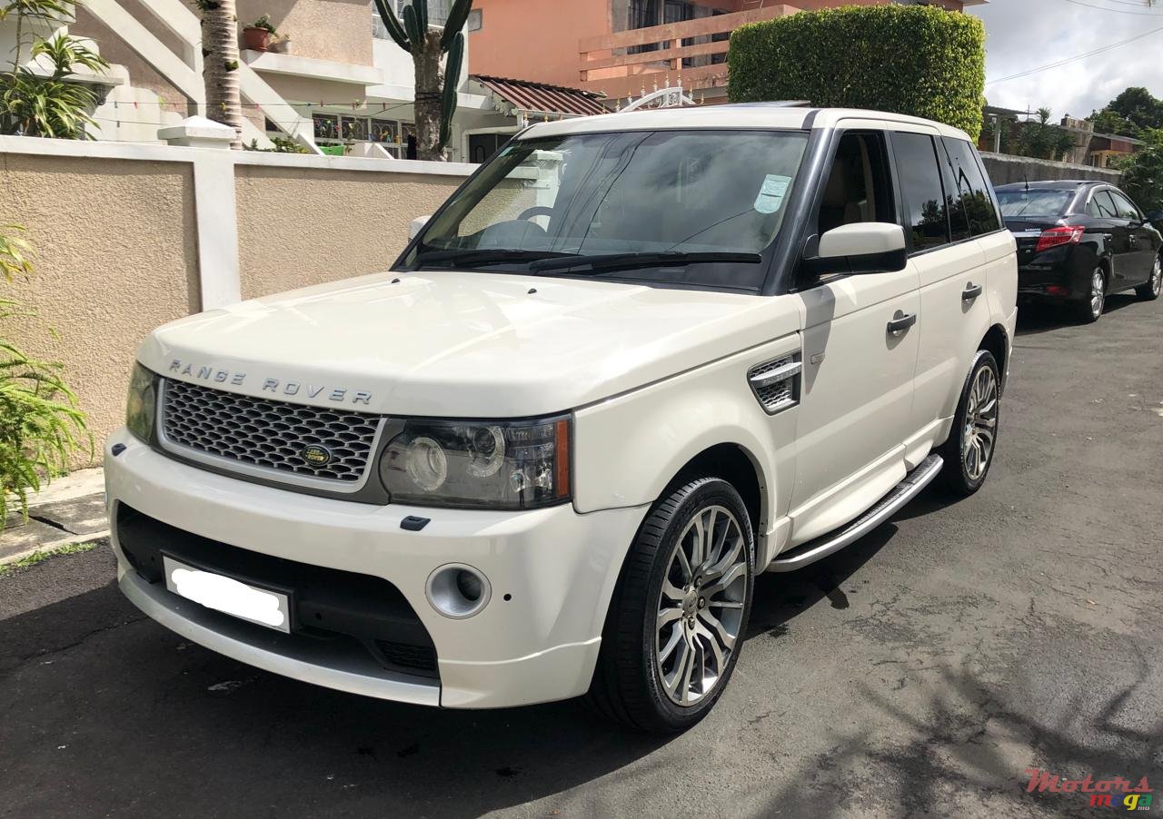 2009' Land Rover Range rover sport TDV8 photo #1
