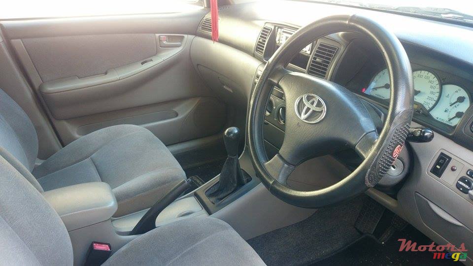 2002' Toyota Corolla photo #4