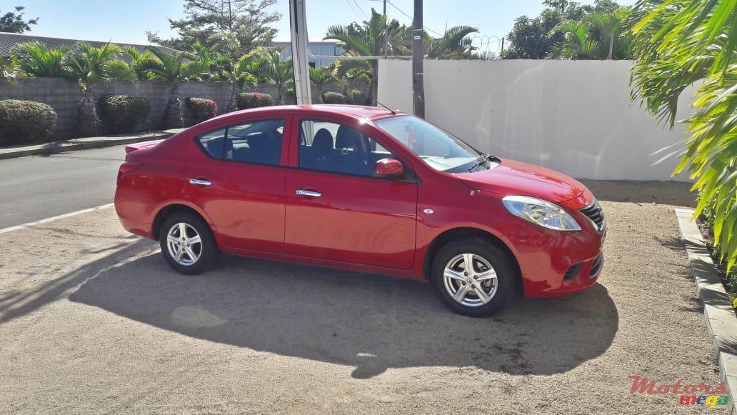 2012' Nissan Almera photo #1