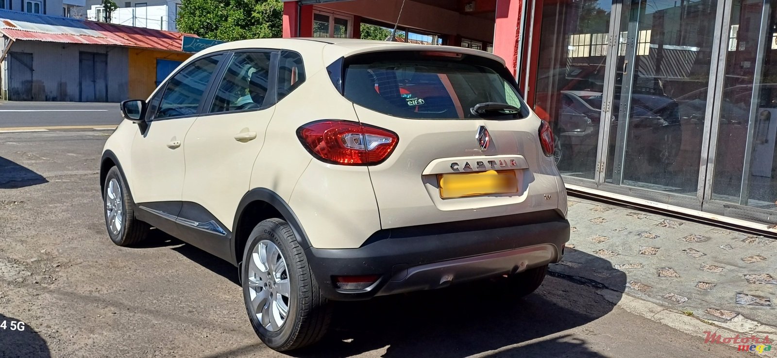2016' Renault Captur photo #3