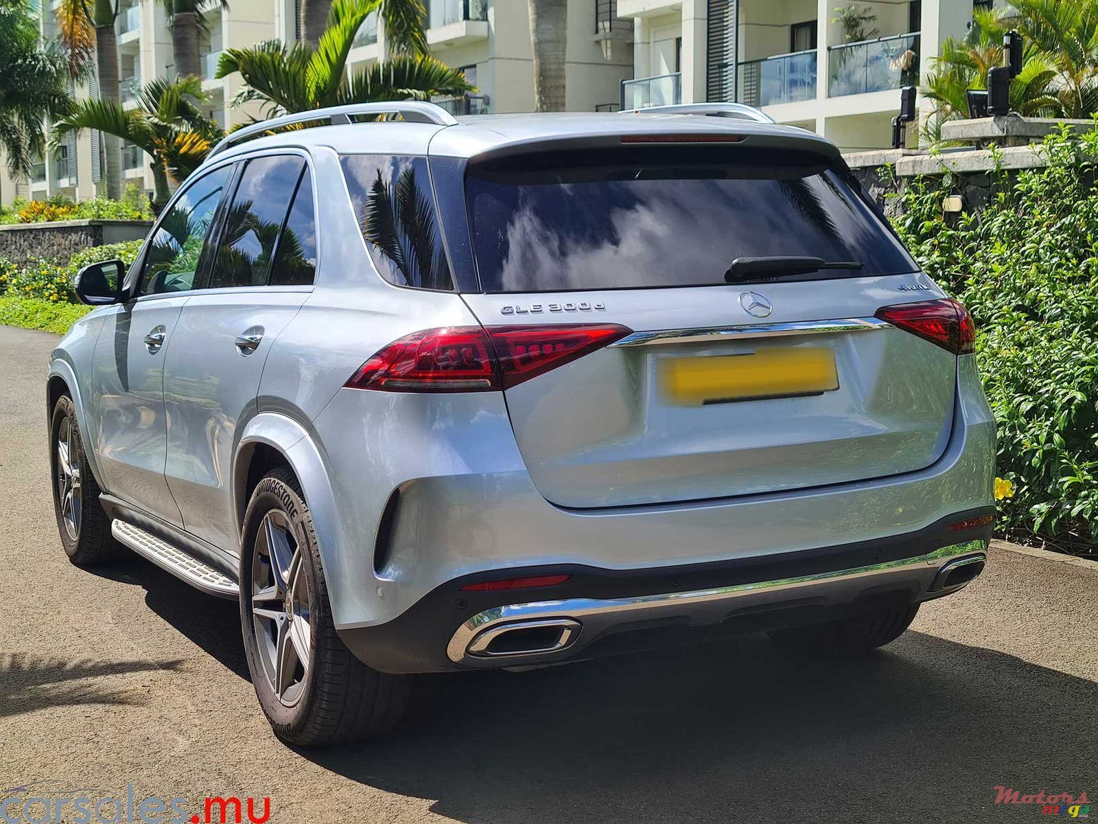 2023' Mercedes-Benz GLE 300 d AMG photo #3