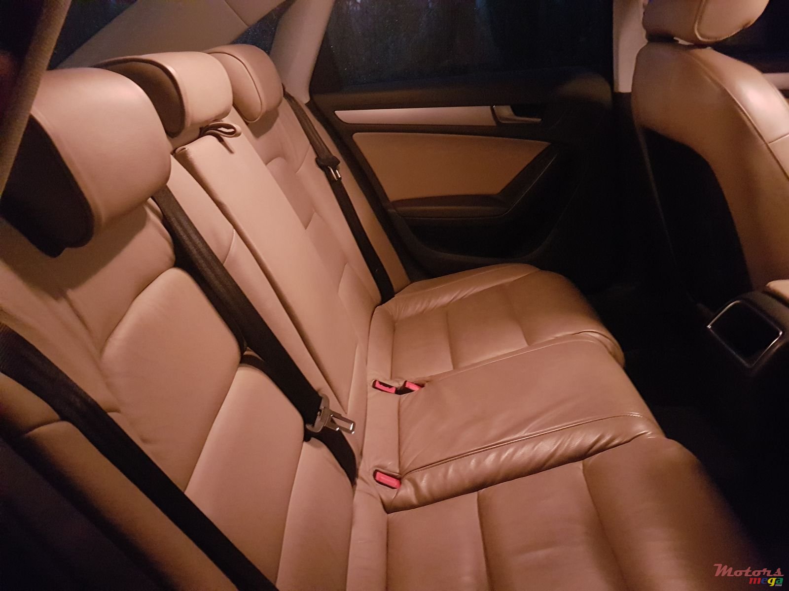 2013' Audi A4 photo #6