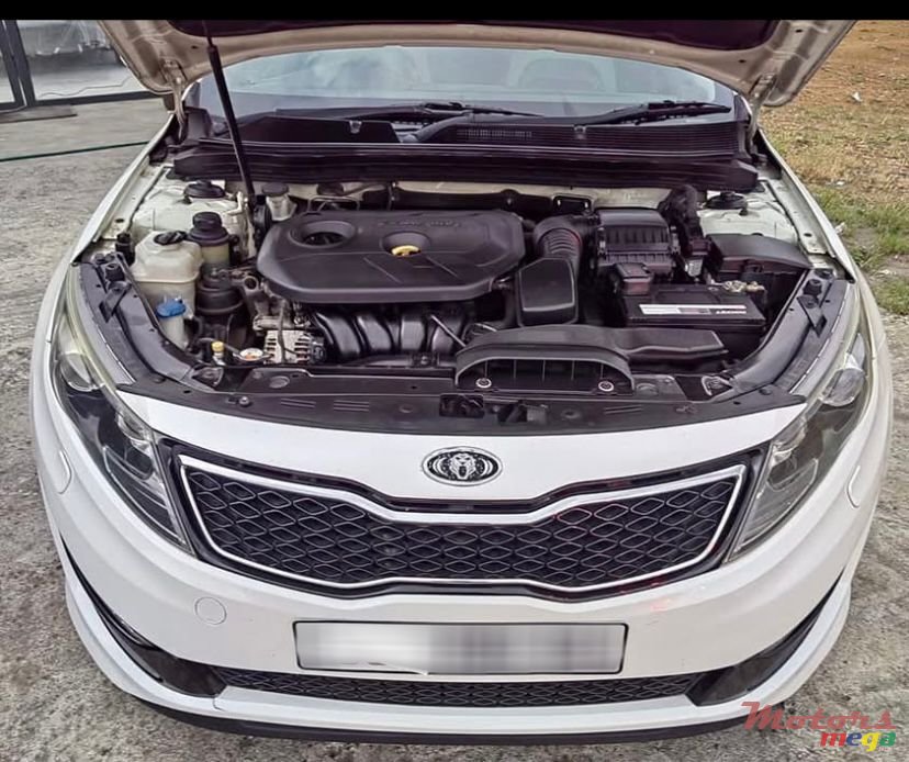 2013' Kia Optima photo #3
