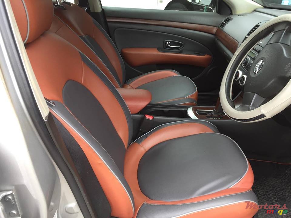 2006' Nissan Bluebird SYLPHY photo #2