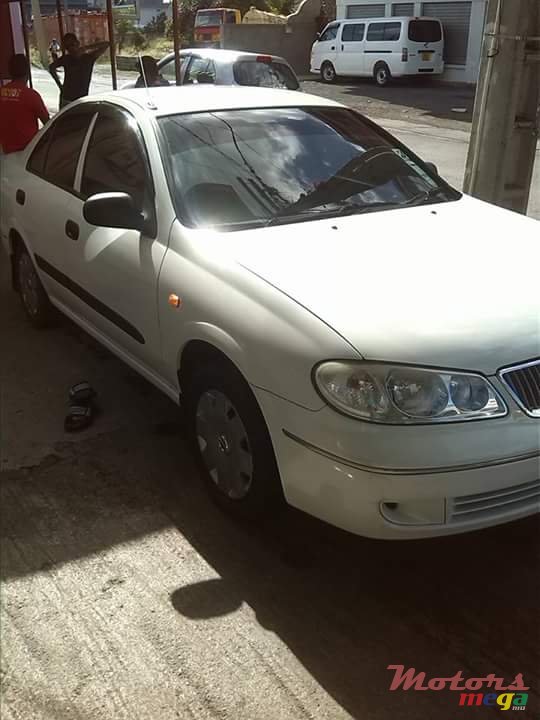 2008' Nissan Sunny photo #3