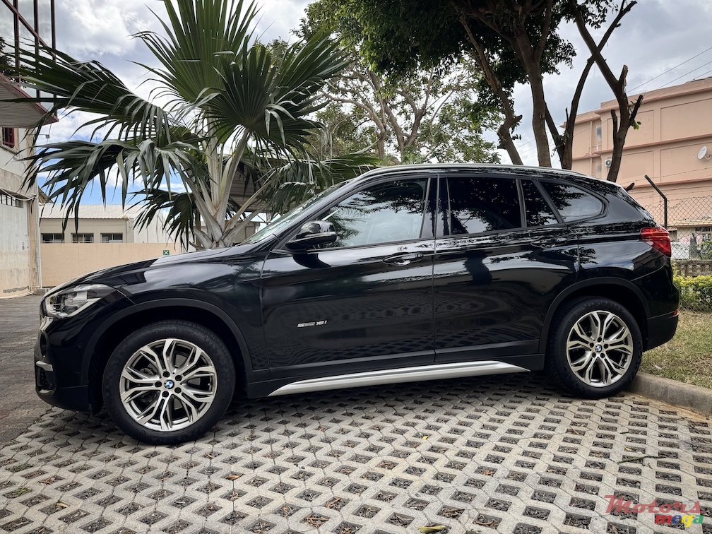 2017' BMW X1 photo #2