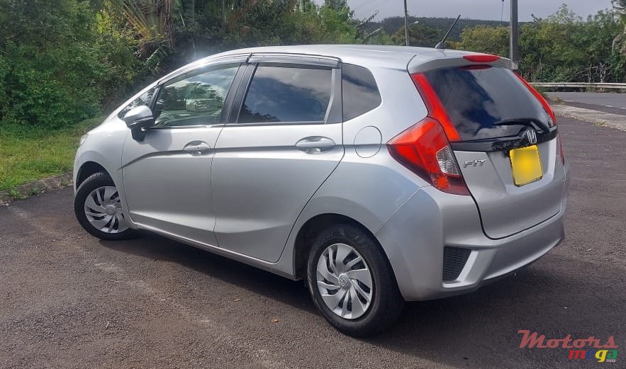 2016' Honda Fit photo #1