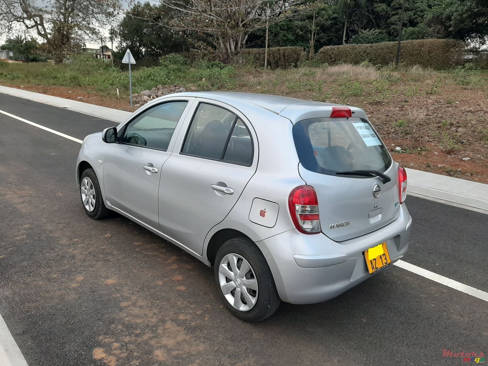 2013' Nissan March photo #2