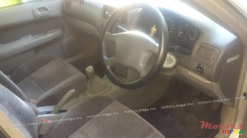 2000' Toyota Corolla Ae 110 photo #3