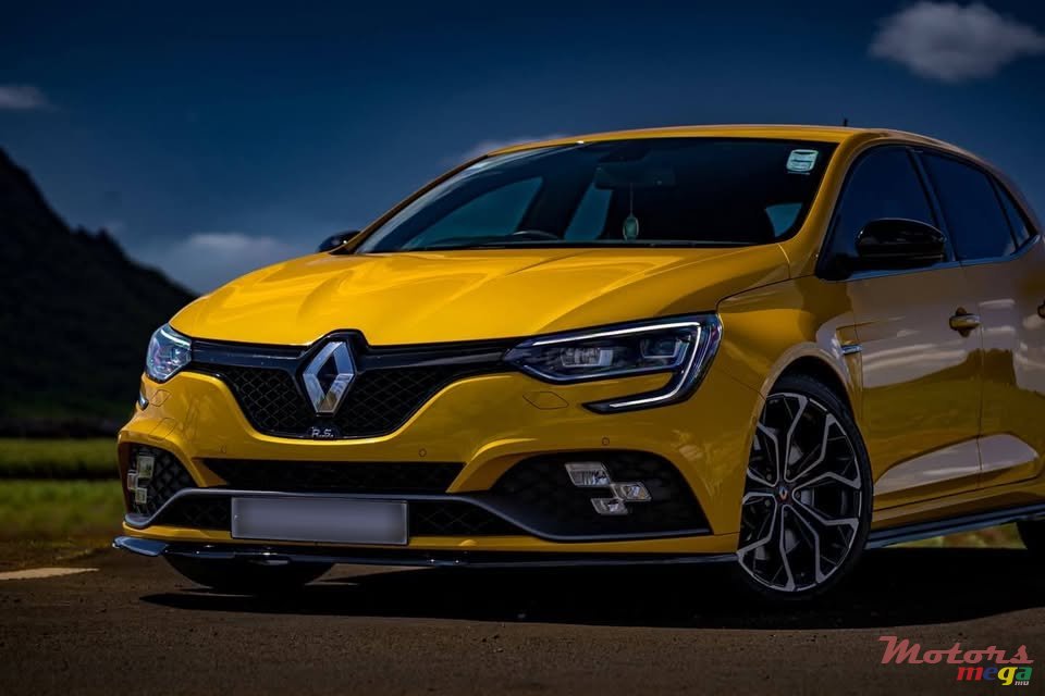2020' Renault Megane RS photo #1