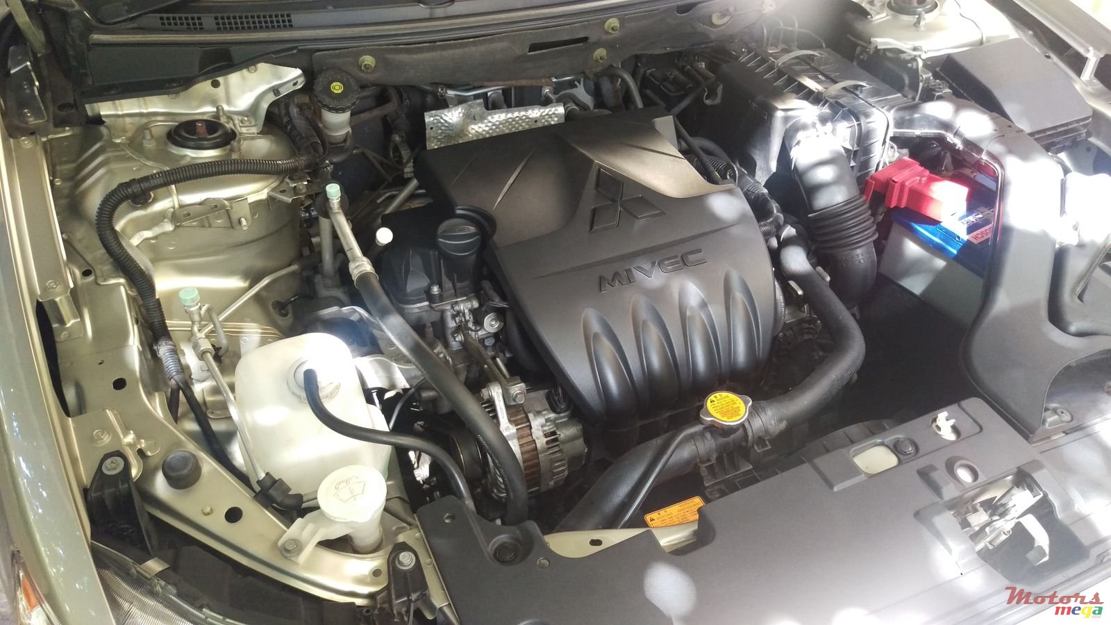 2011' Mitsubishi Lancer photo #6