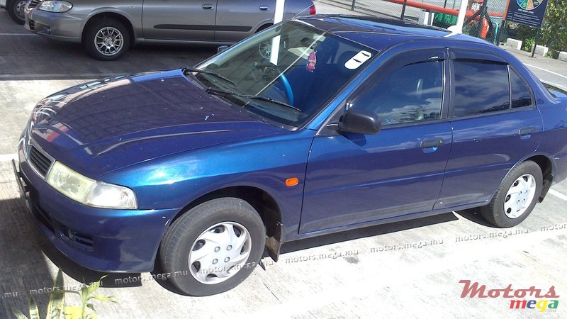 1996' Mitsubishi Lancer photo #1