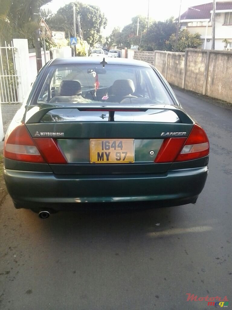 1997' Mitsubishi Lancer GLX photo #11