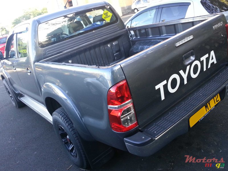 2012' Toyota Hilux photo #4