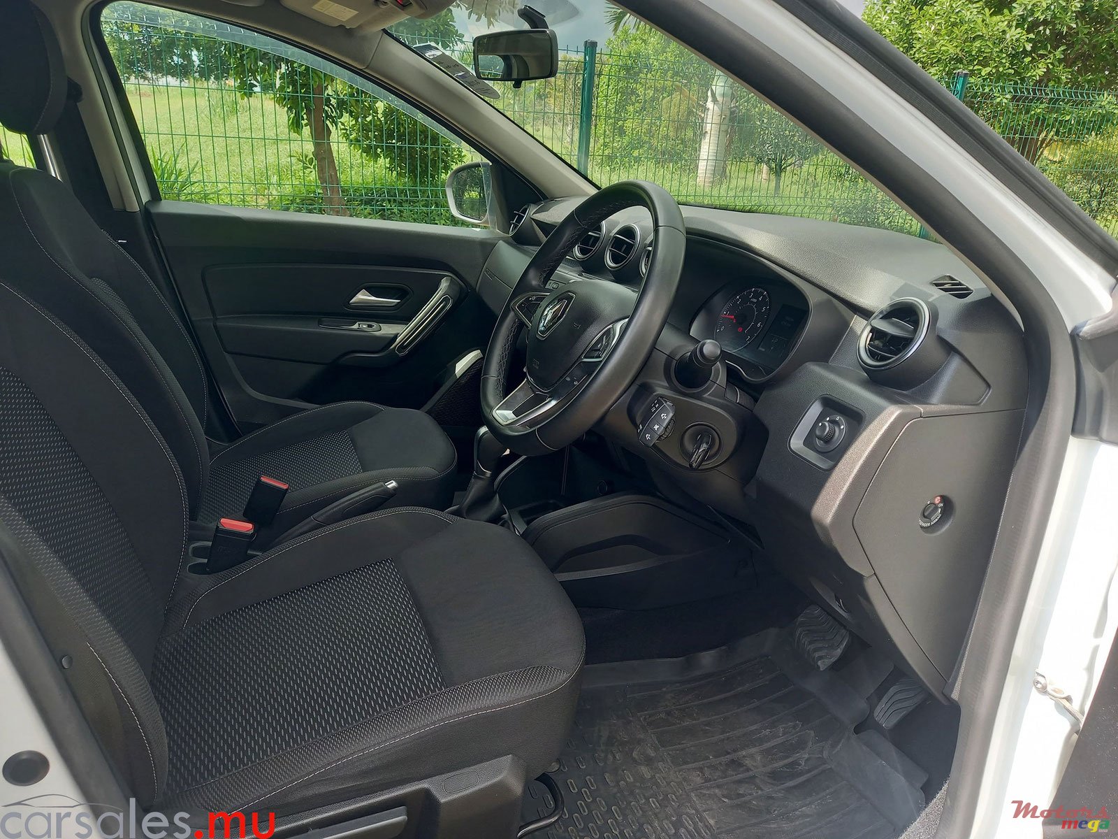 2019' Renault Duster 1.6 photo #5