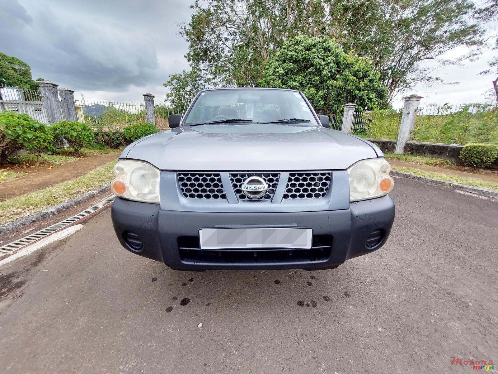 2010' Nissan Navara photo #7