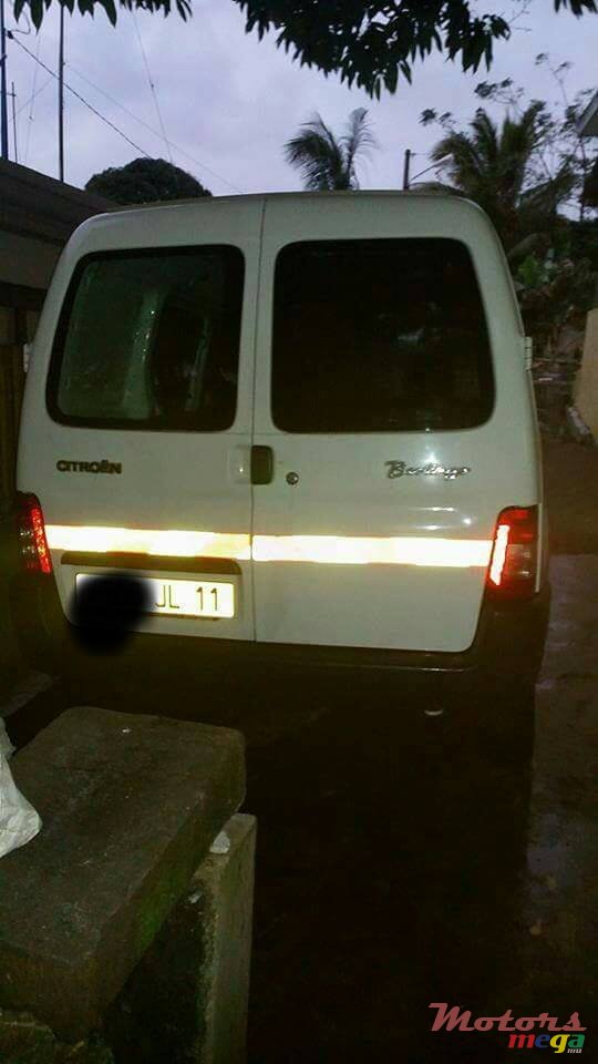 2011' Citroen Berlingo photo #4
