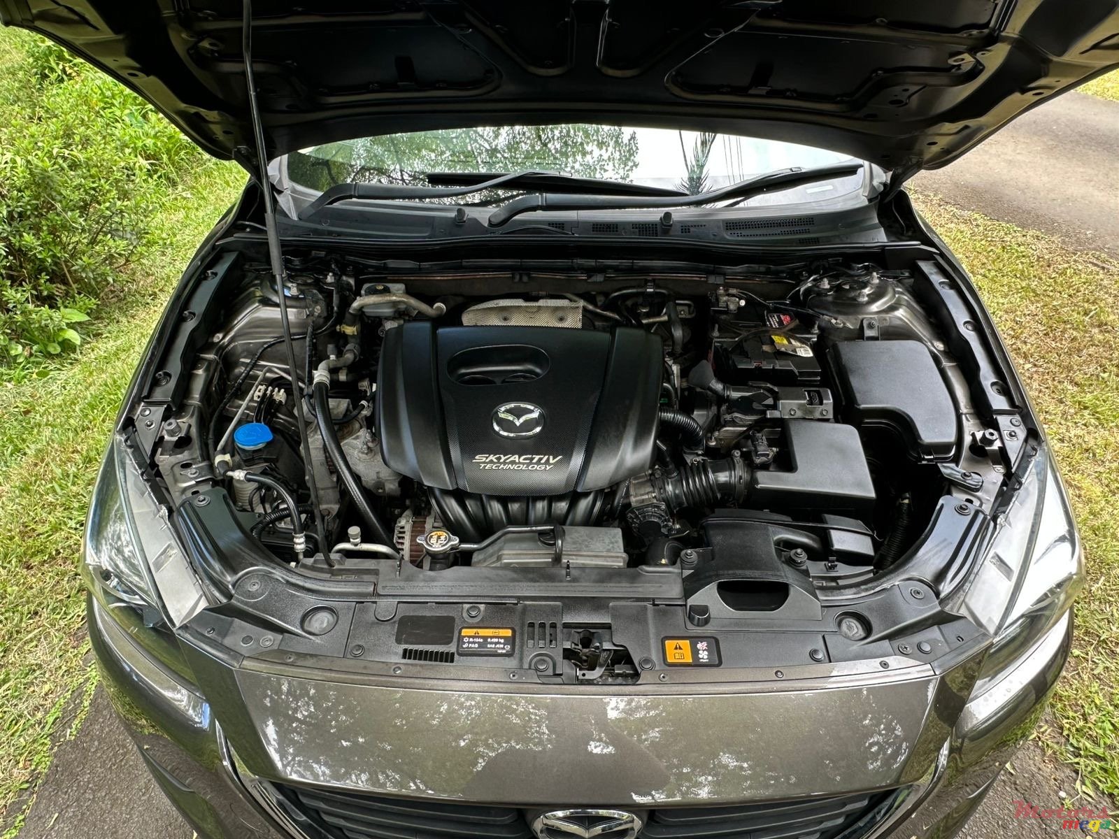 2017' Mazda 3 sky activ photo #4