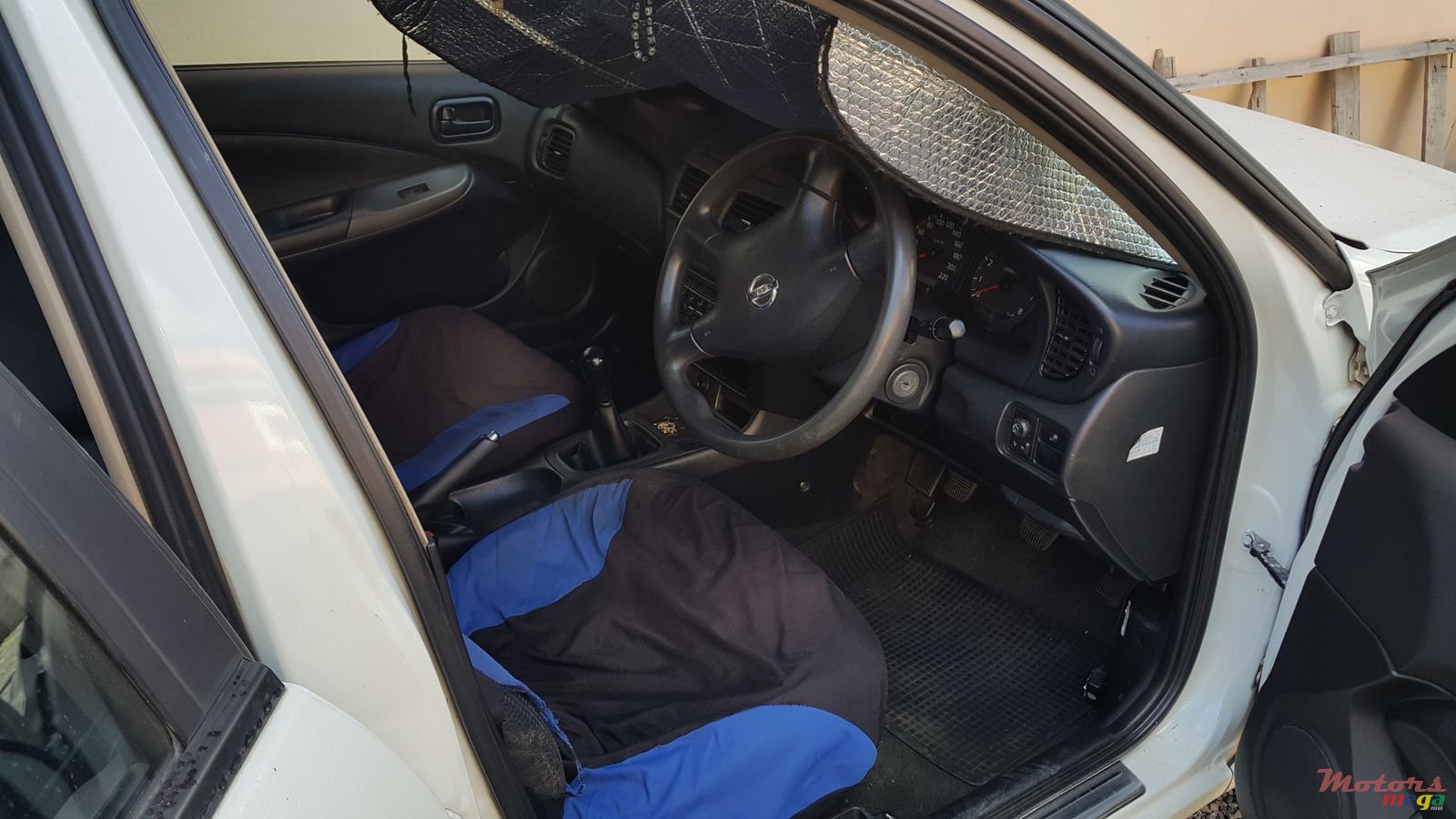 2005' Nissan Sunny N17 photo #2