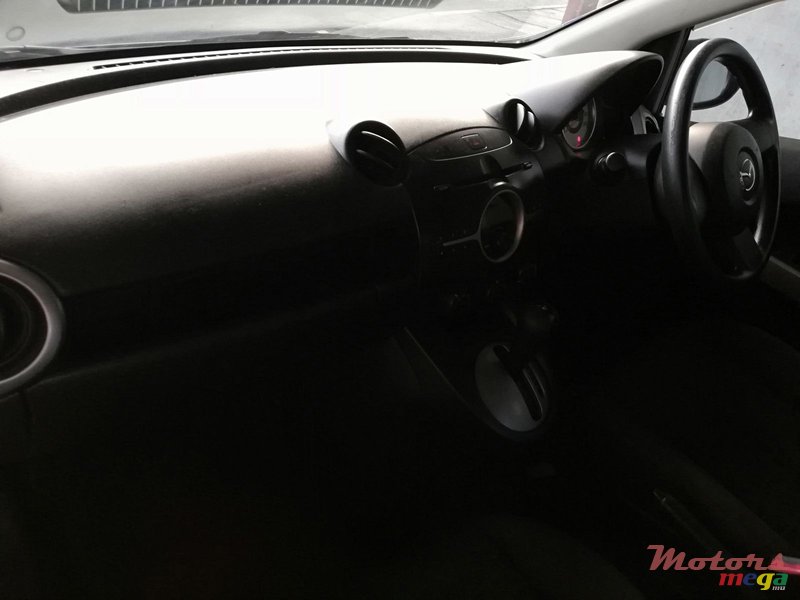 2007' Mazda Demio Hatchback photo #4