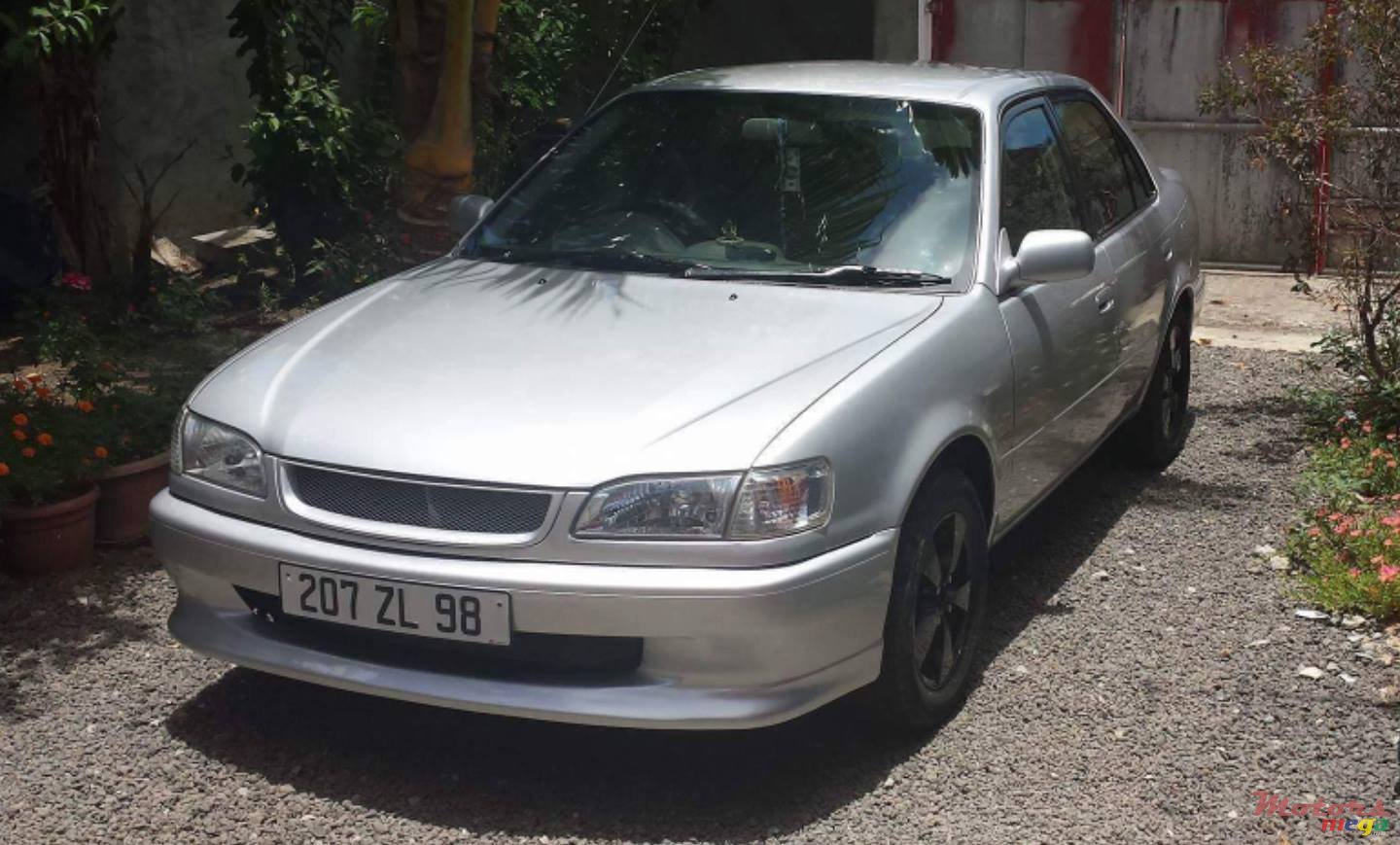 1998' Toyota Corolla N/A photo #1