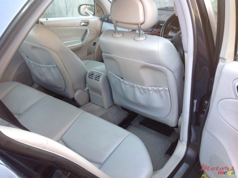 2000' Mercedes-Benz CL 200 photo #2