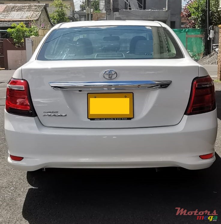 2015' Toyota Axio photo #6