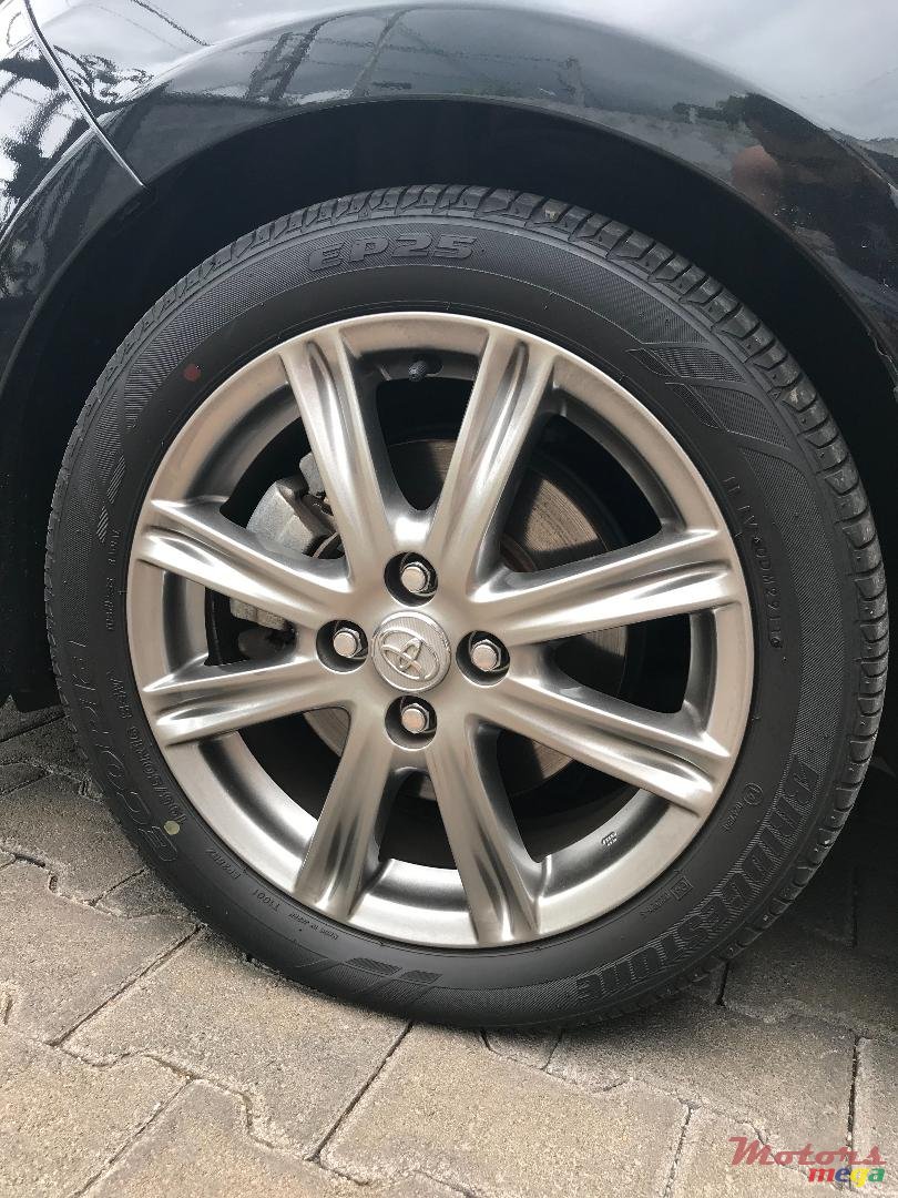 2018' Toyota Vitz RS photo #1