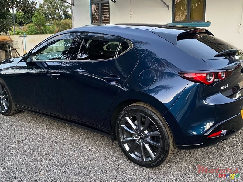 2023' Mazda 3 SykActiv High-Plus photo #4