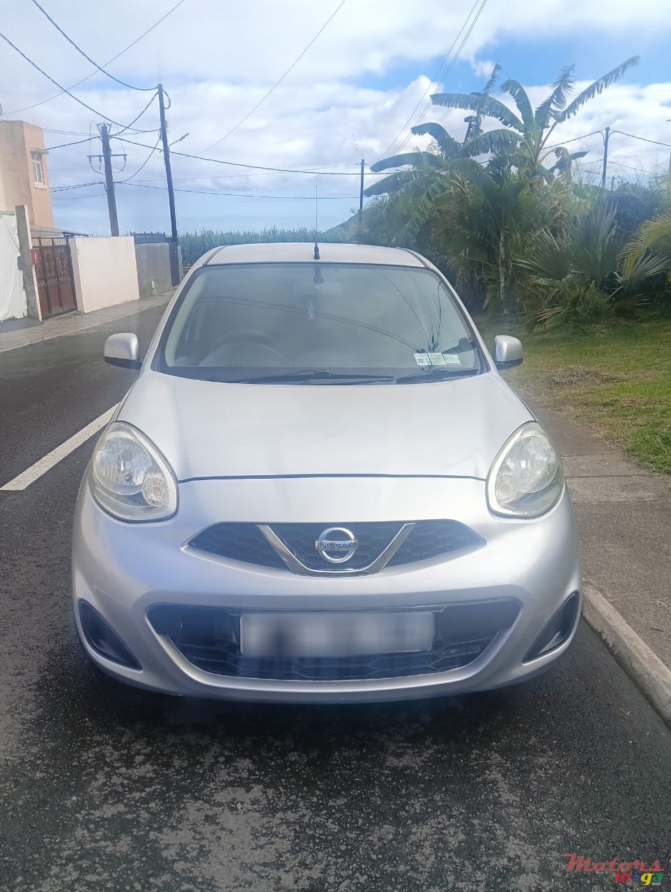 2013' Nissan March photo #1