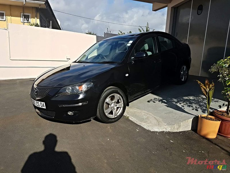 2004' Mazda 3 photo #2