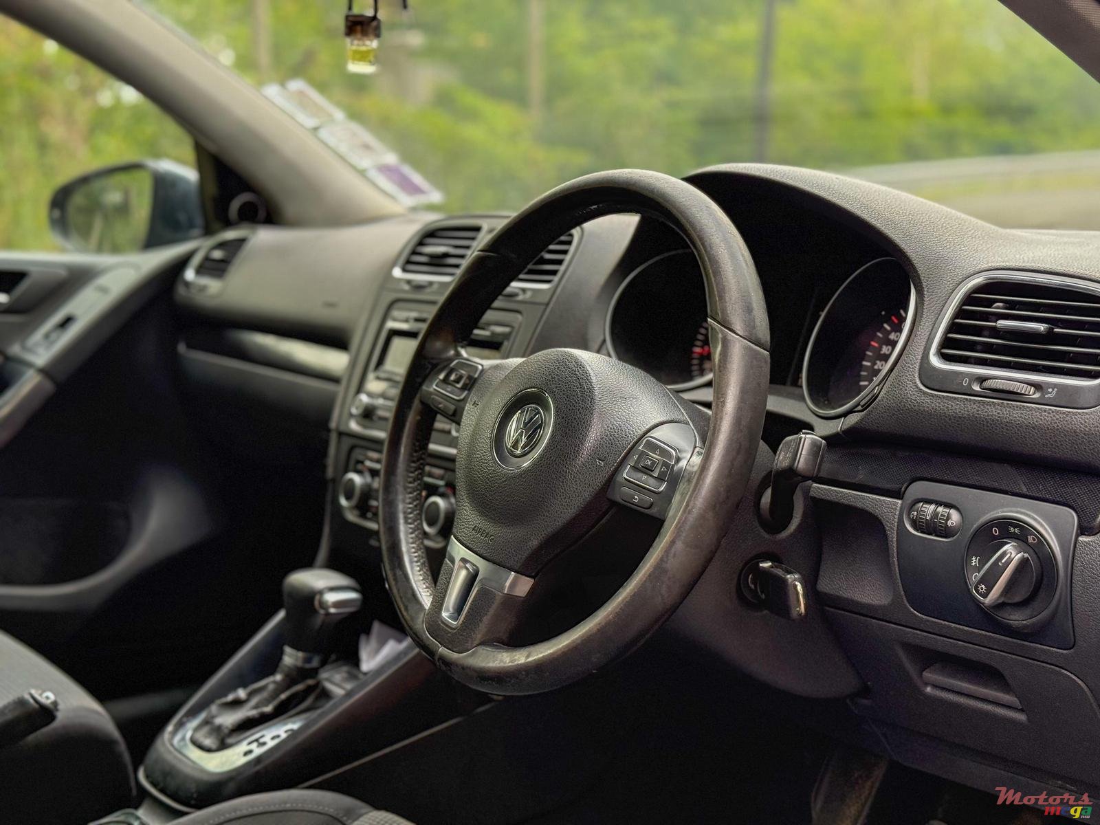 2009' Volkswagen Golf Mk6 photo #5