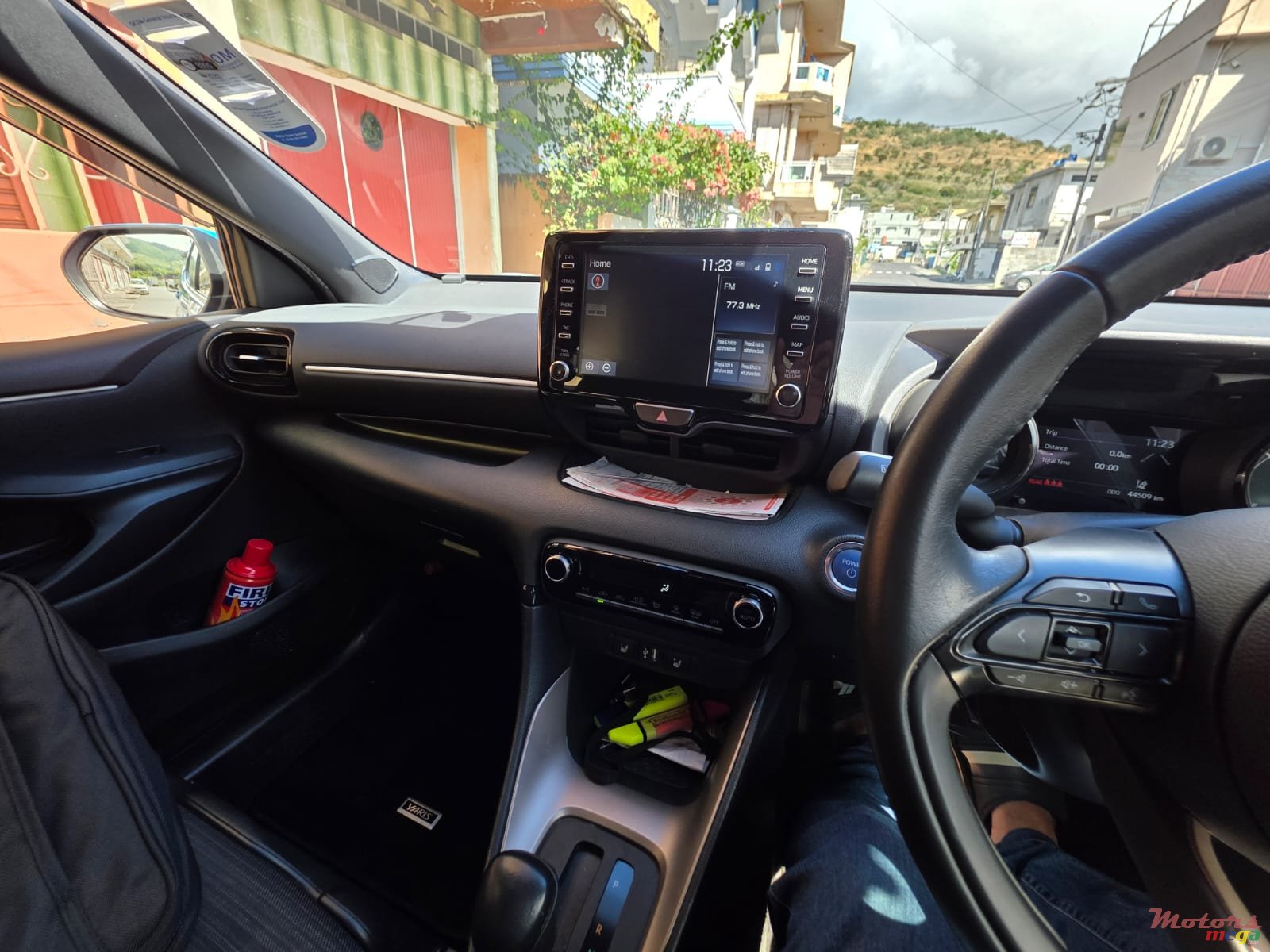 2021' Toyota Yaris photo #6