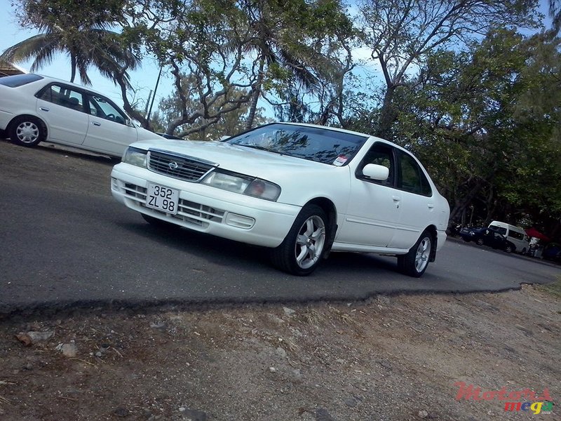 1998' Nissan Sunny jant cosmic photo #2