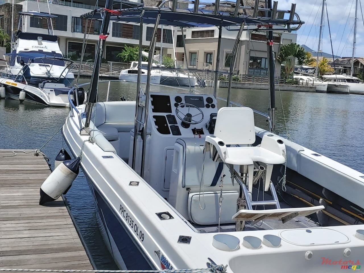 2016' Suzuki photo #7