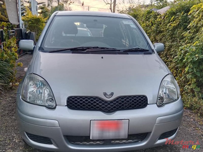 2003' Toyota Vitz AUTOMATIC photo #2