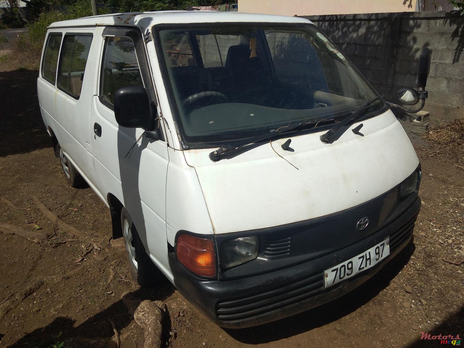 1997' Toyota photo #2