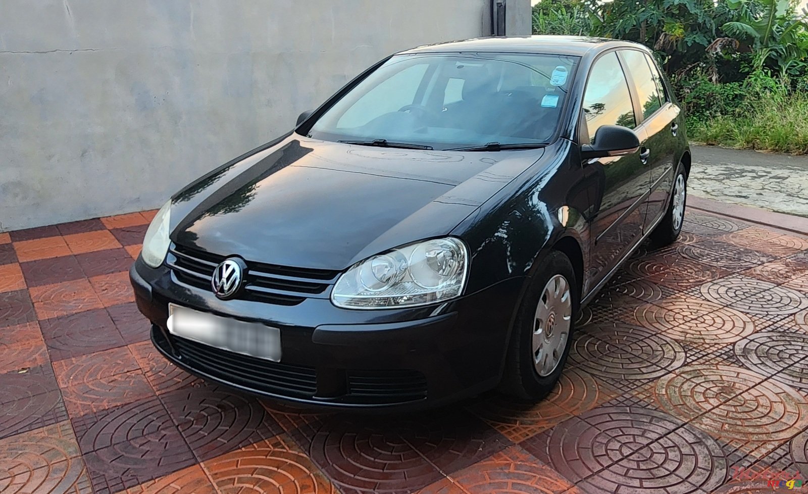 2008' Volkswagen Golf V photo #1