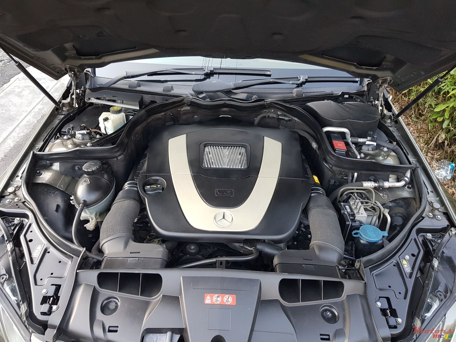 2010' Mercedes-Benz E350 AMG Package photo #7