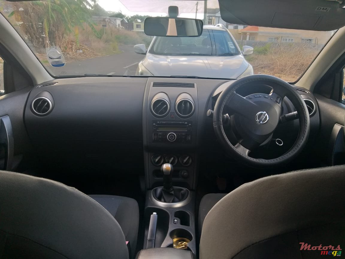 2012' Nissan Qashqai photo #5