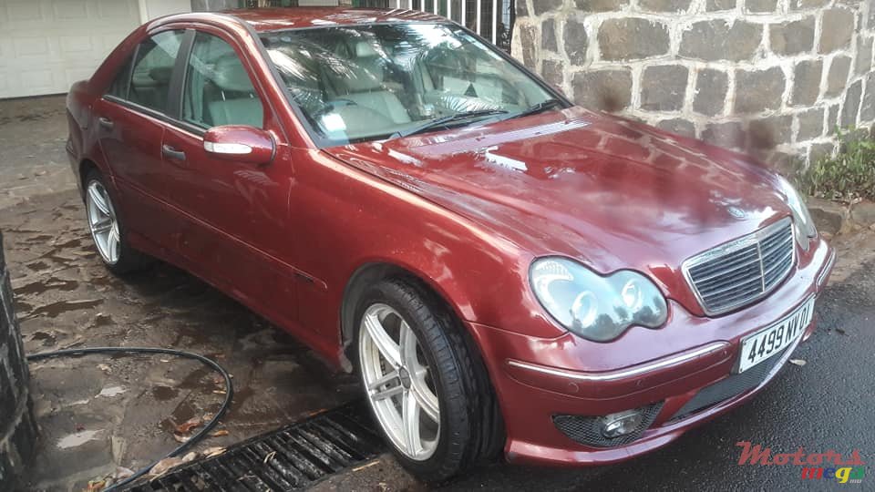 2001' Mercedes-Benz 220 EXCELLENT photo #2