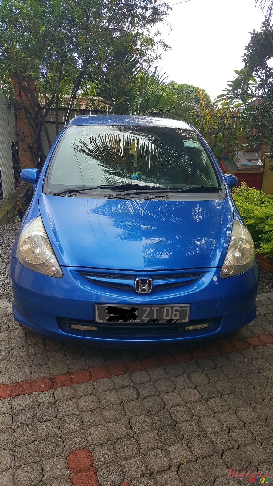 2006' Honda Fit photo #2