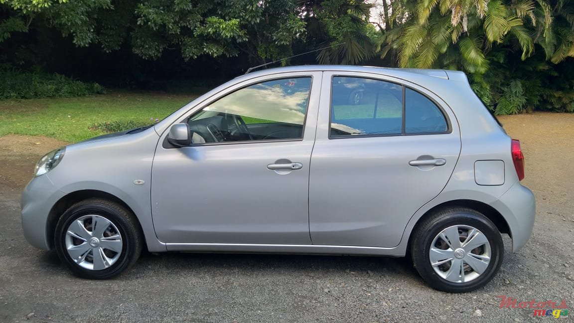 2014' Nissan March photo #6